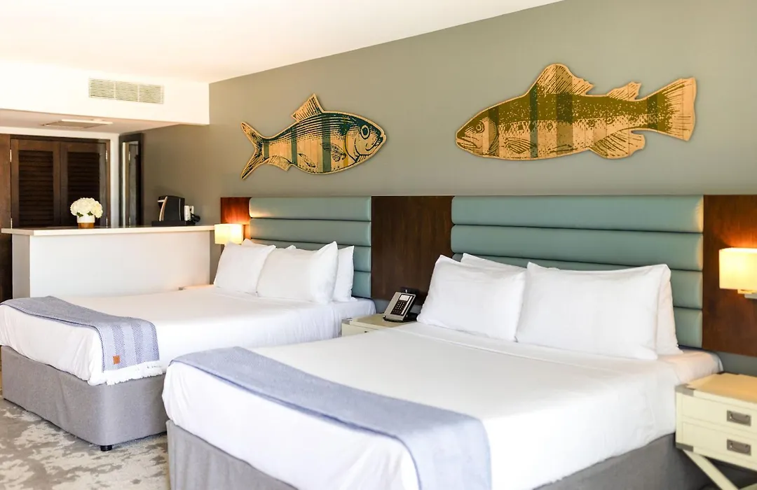 Lakehouse Resort-1