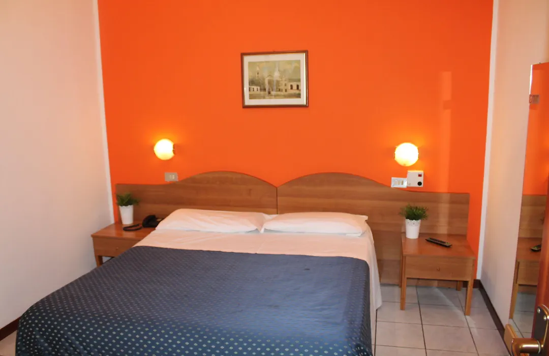Hotel Catalani E Madrid-1