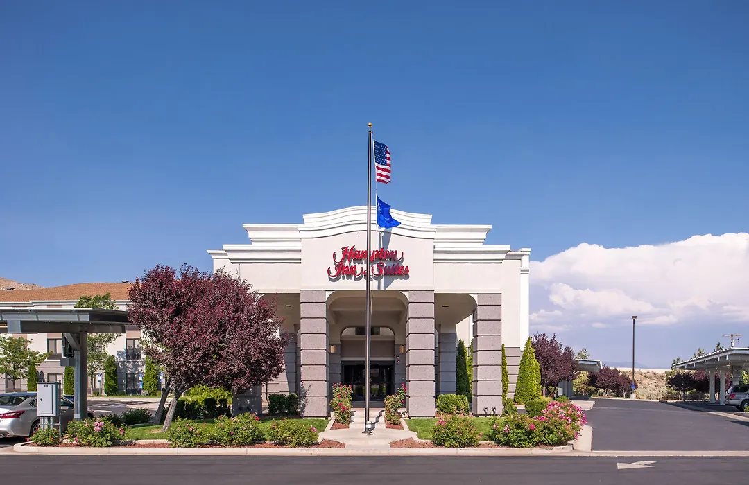 Hampton Inn & Suites Carson City-1