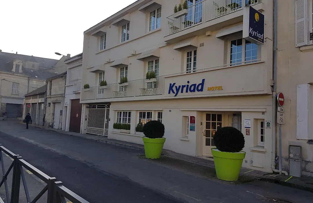 Kyriad Saumur Centre-1