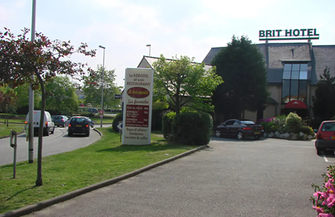 Brit Hotel Le Kerotel-1