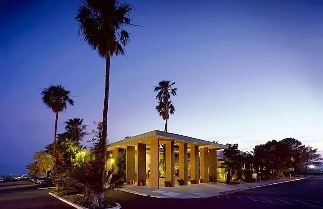 Desert Hot Springs Spa Hotel-1