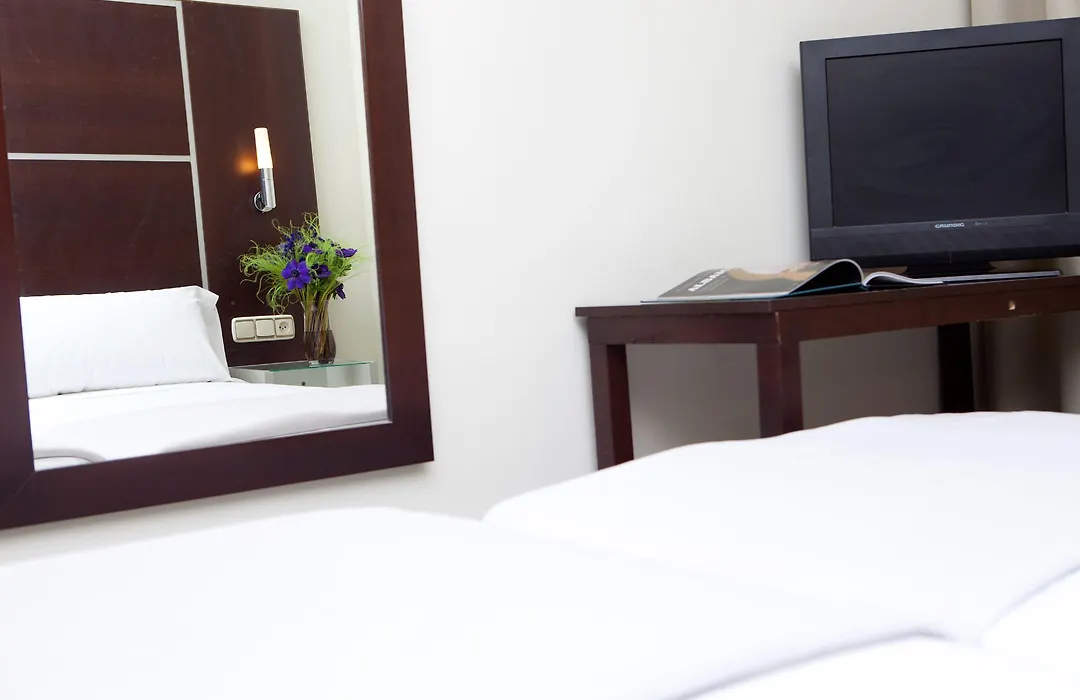 Hotel Los Girasoles-1