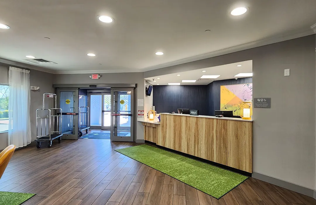 Spark By Hilton Rahway-1