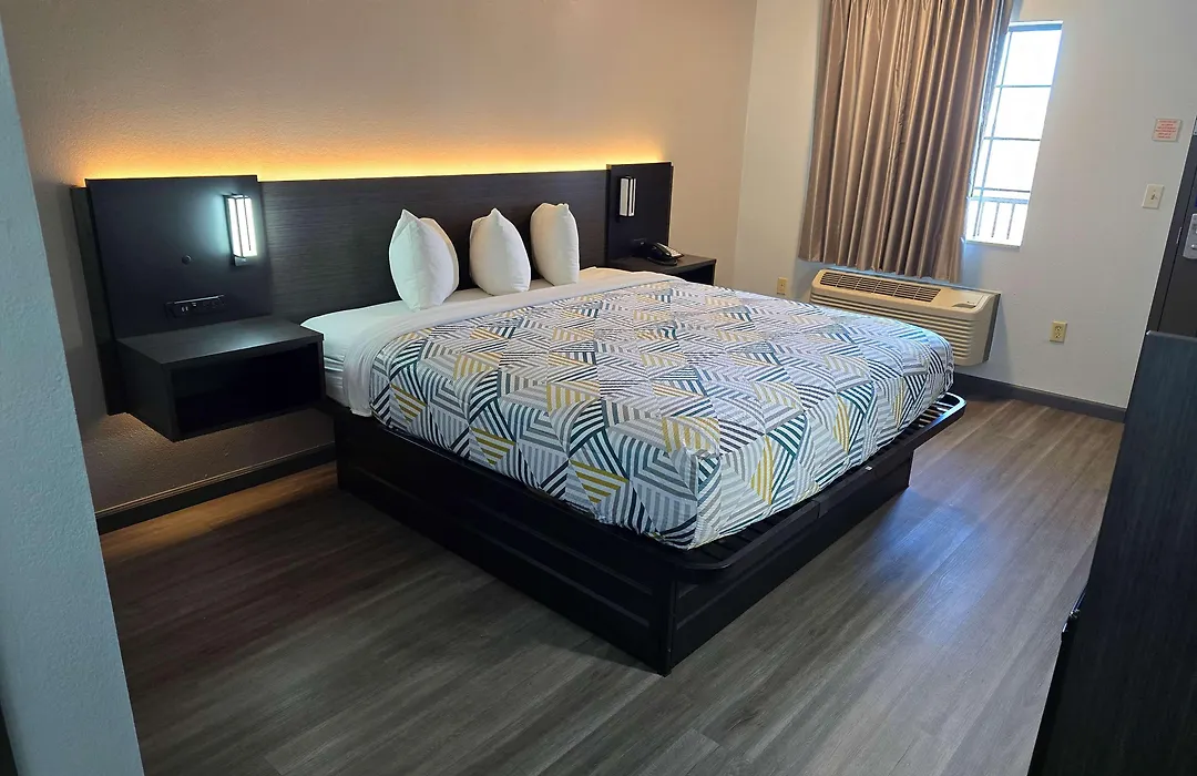 Motel 6 Oklahoma City Ok Frontier City-1
