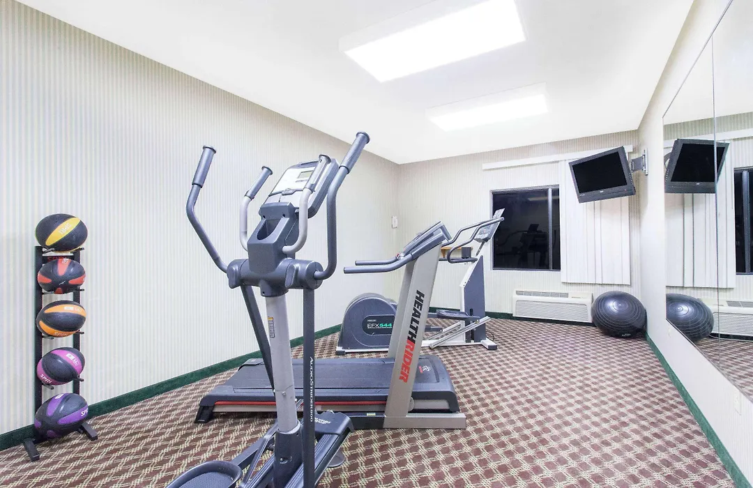 Days Inn & Suites Seaford-1
