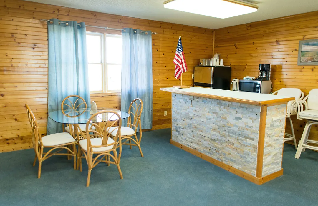 Waterside Inn-1