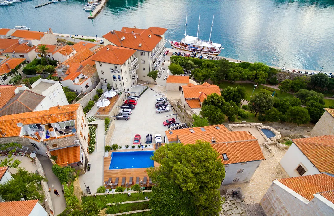 Arbiana Heritage Hotel-1