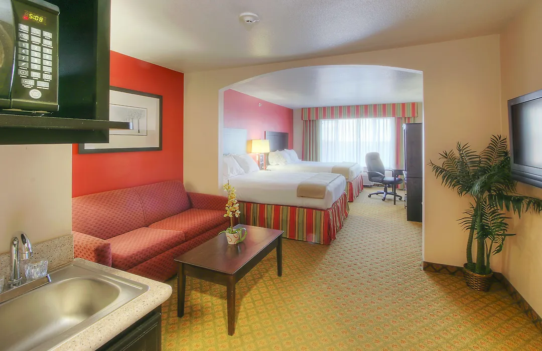 Holiday Inn Express And Suites - Tucumcari, An Ihg Hotel-1