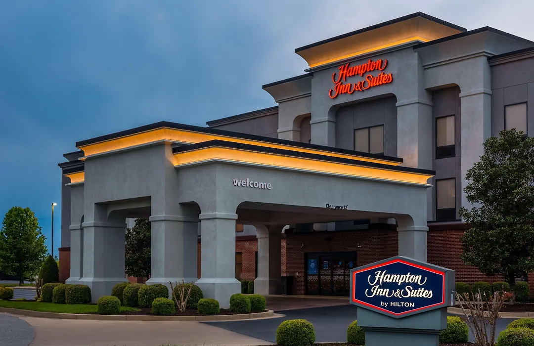Hampton Inn & Suites Hopkinsville-1