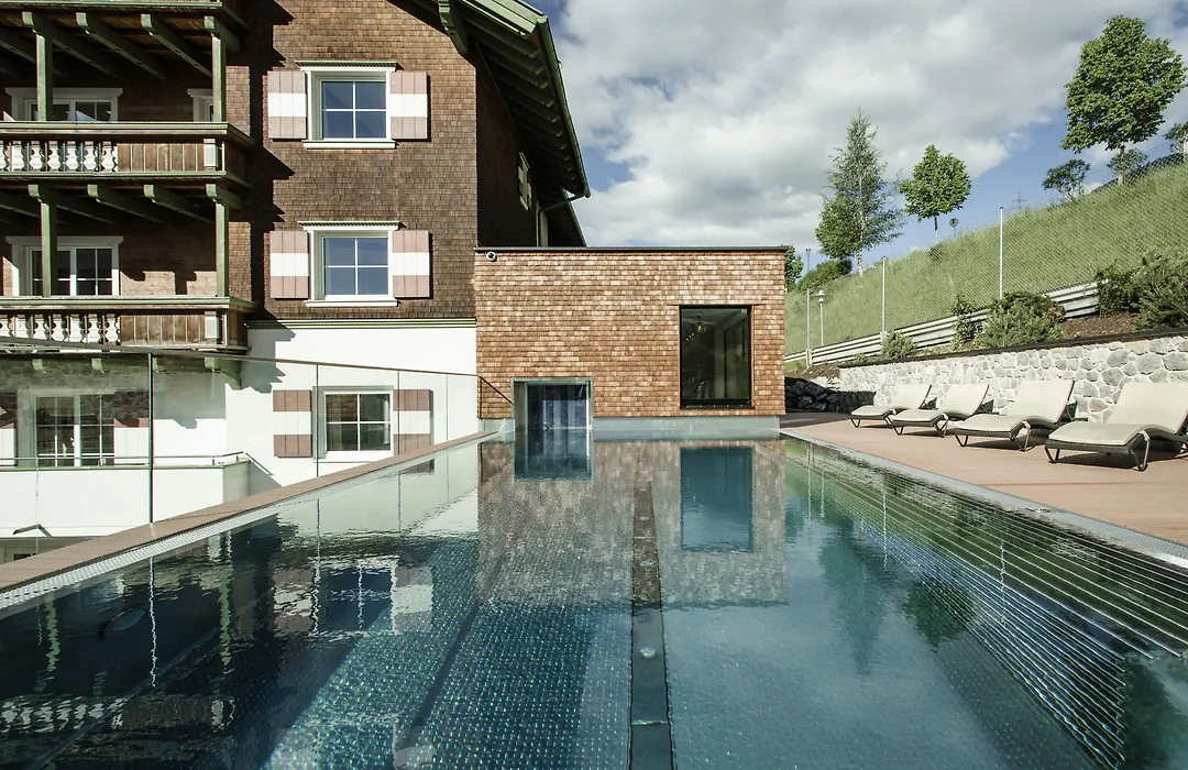 Hotel Schwarzer Adler - Sport & Spa-1