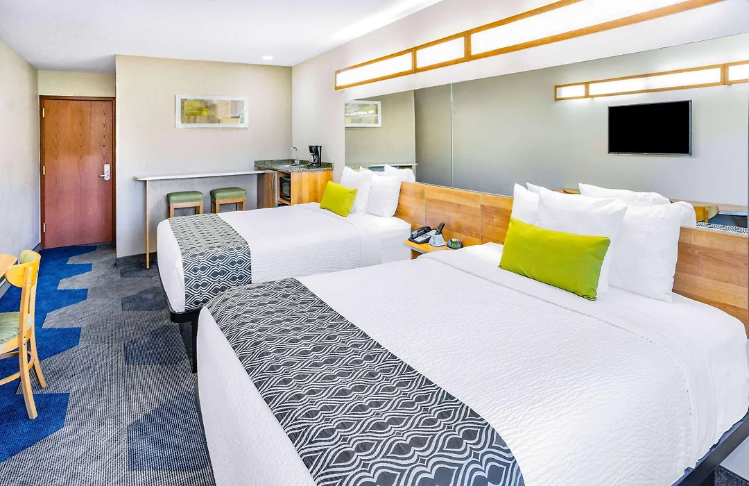 Microtel Inn & Suites By Wyndham Johnstown-1