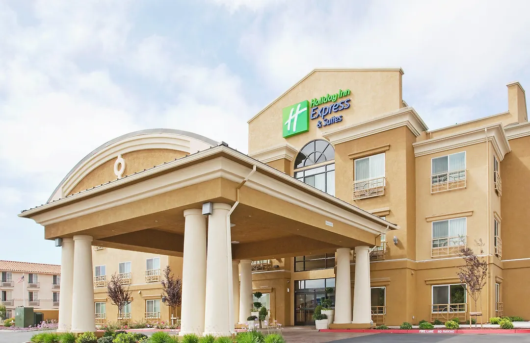 Holiday Inn Express & Suites Salinas By Ihg-1