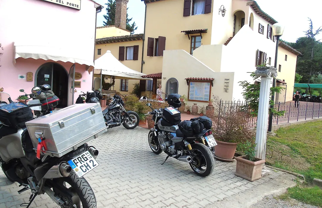 Motorrad-Hotel Toskana - Bei Giorgio Den Besten Preis-1