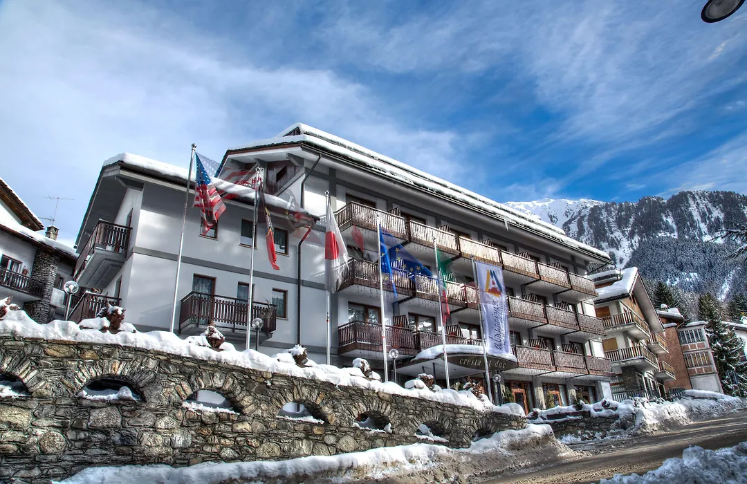 Cresta Et Duc Hotel-1