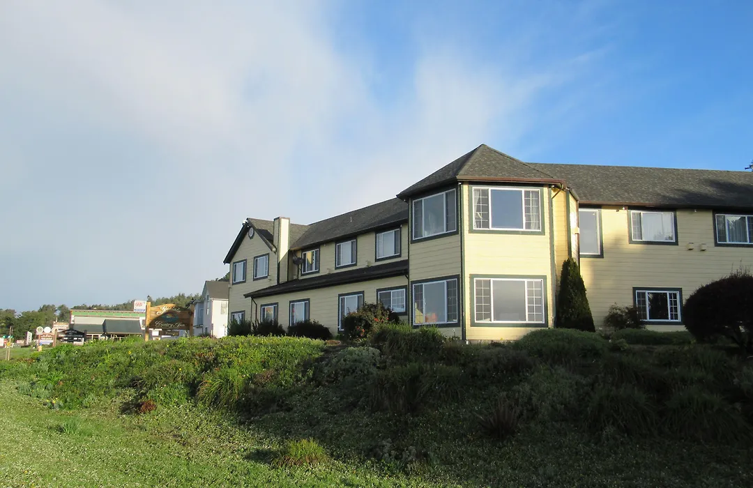 Gualala Country Inn-1