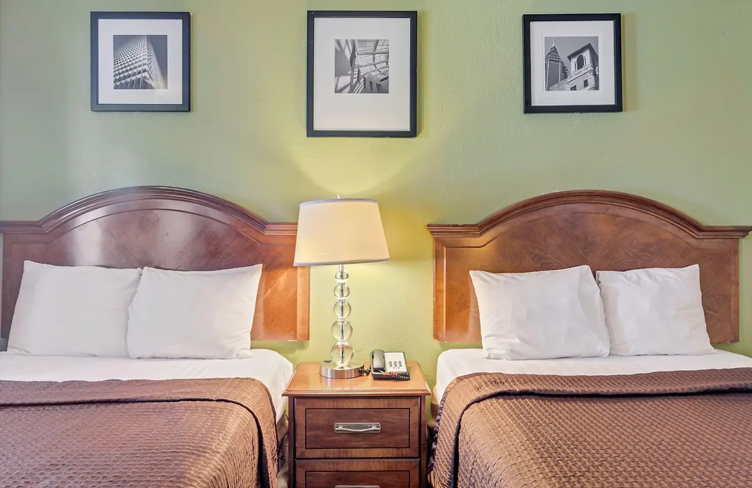 Savannah Garden Hotel-1