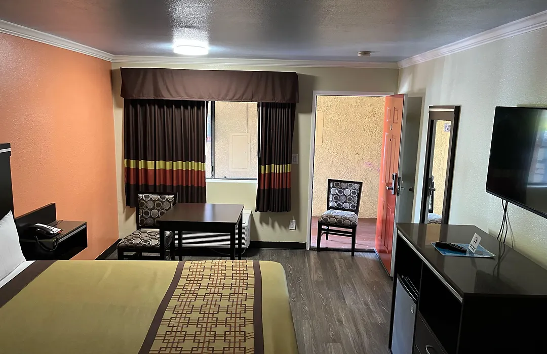 Rivera Inn & Suites Motel-1