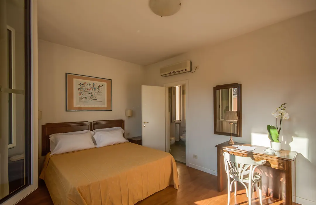 Hotel La Pace-1