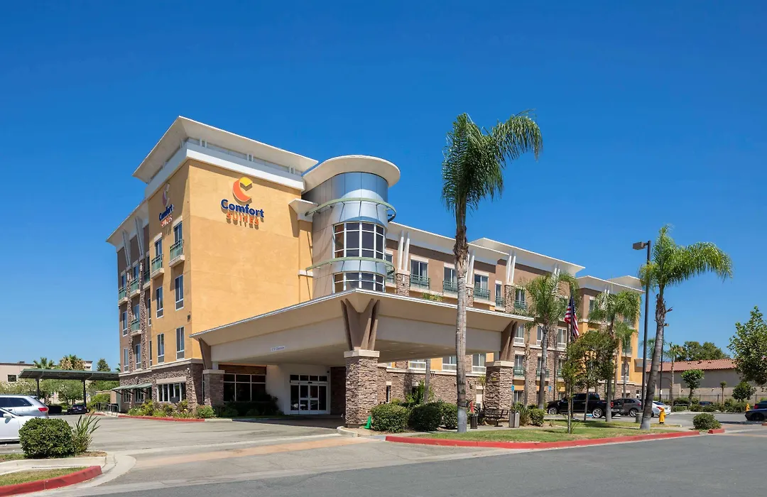 Comfort Suites Ontario Airport Convention Center-1