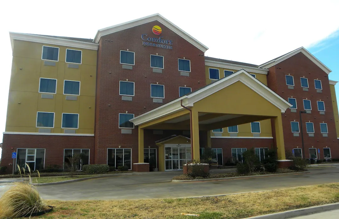 Comfort Inn & Suites Regional Medical Center-1