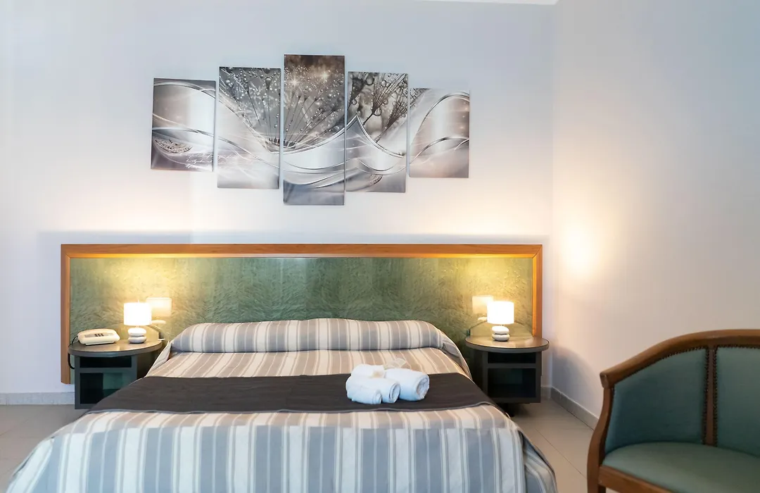 Hotel Melissa-1
