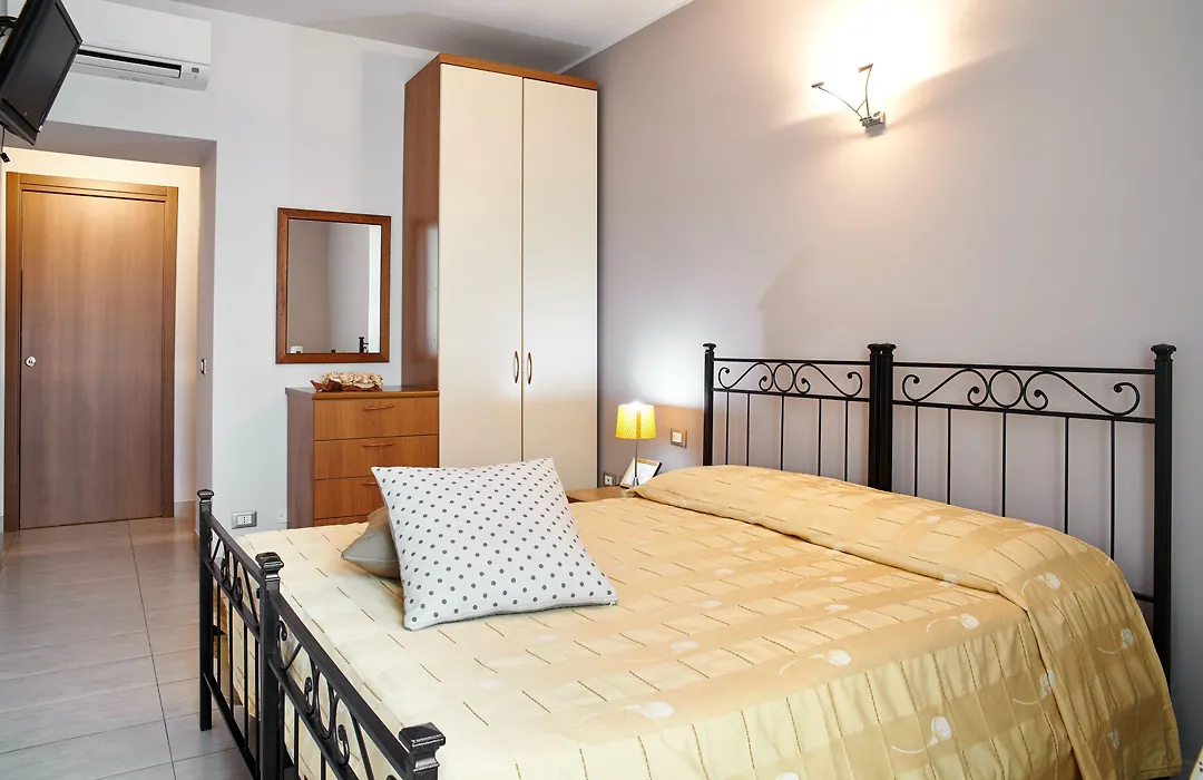 Antico Borgo-1