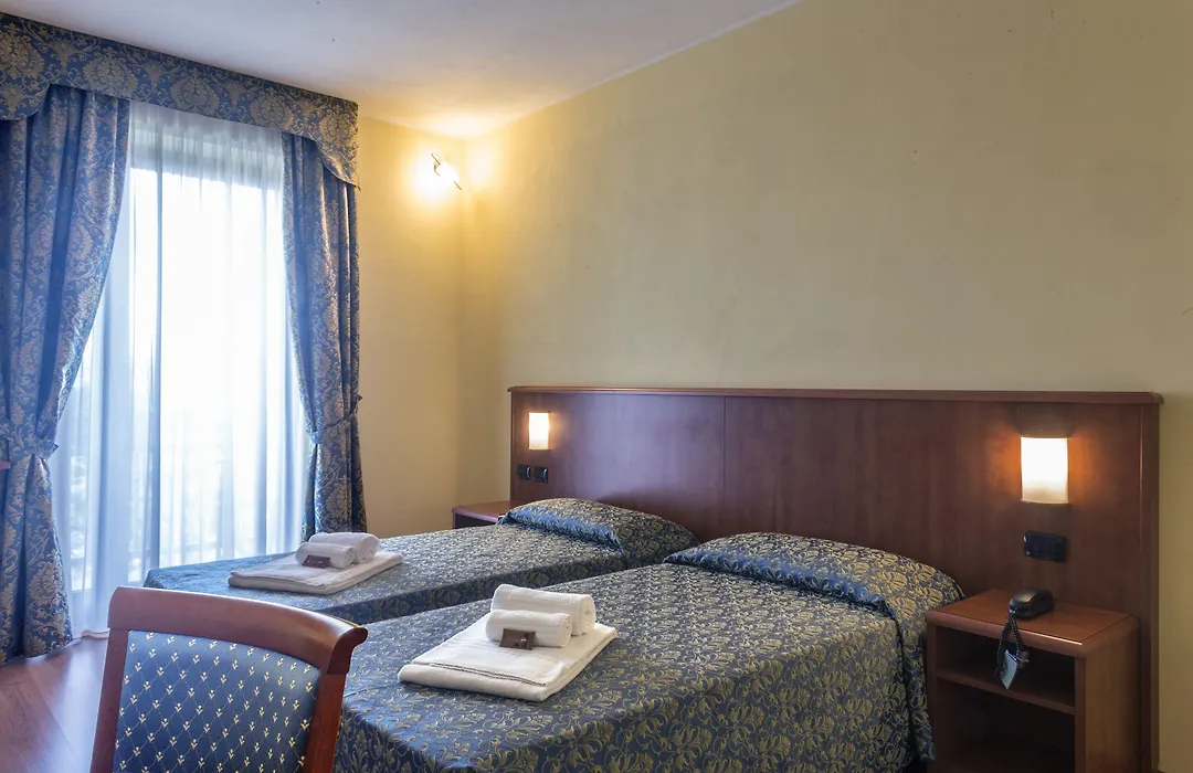 Hotel Postumia-1