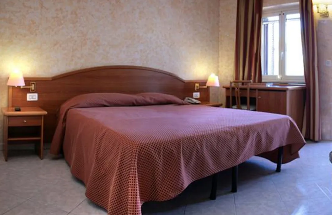 Hotel Salaria-1