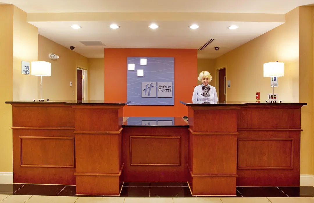 Holiday Inn Express & Suites - Spartanburg-North By Ihg-1
