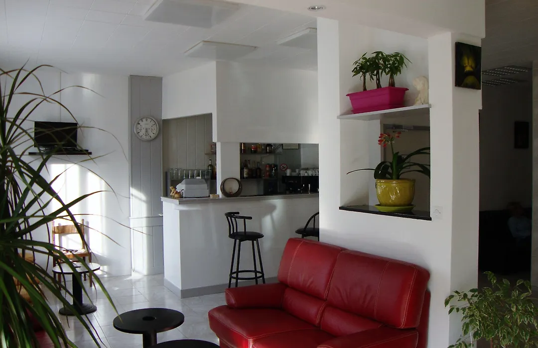 Hotel Au Petit Languedoc-1