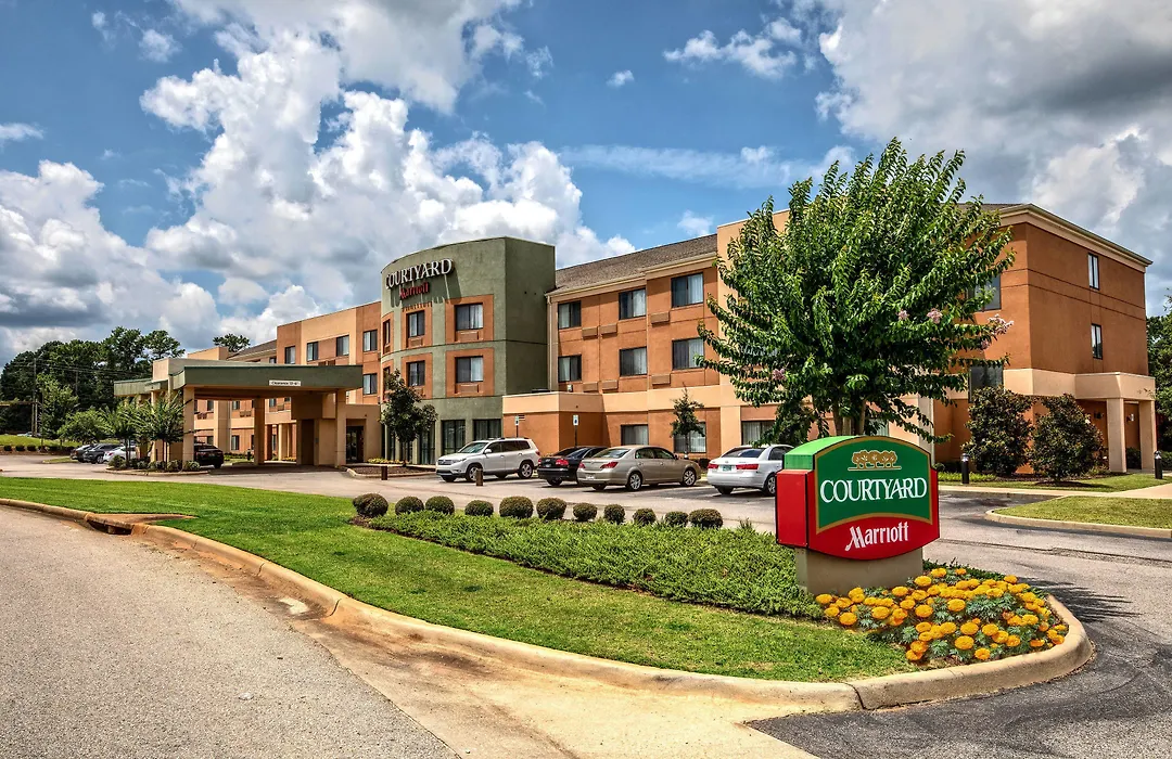 Courtyard By Marriott Troy-1