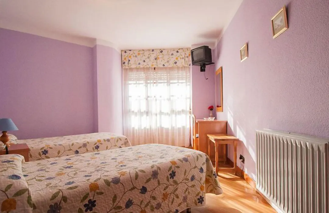 Hotel Surfances-1