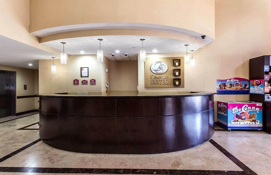 Comfort Suites Waycross-1