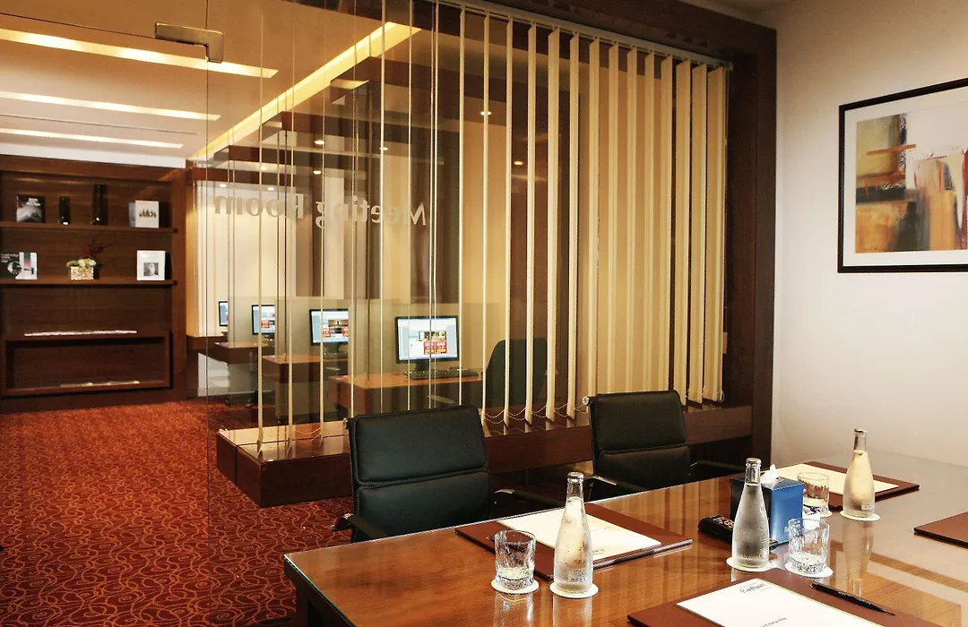 Khalidiya Palace Rayhaan By Rotana, Abu Dhabi-1