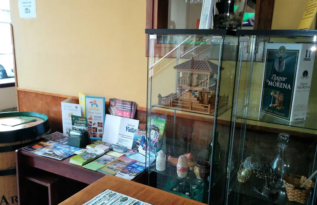 Hotel Carbayon-1
