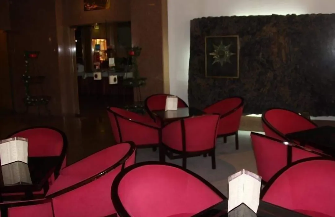 Hotel Dighton-1
