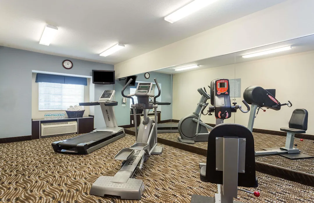 Microtel Inn & Suites By Wyndham Spring Hill/Weeki Wachee-1