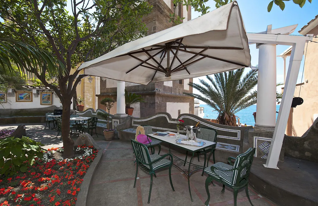 Villa Flavio Gioia-1