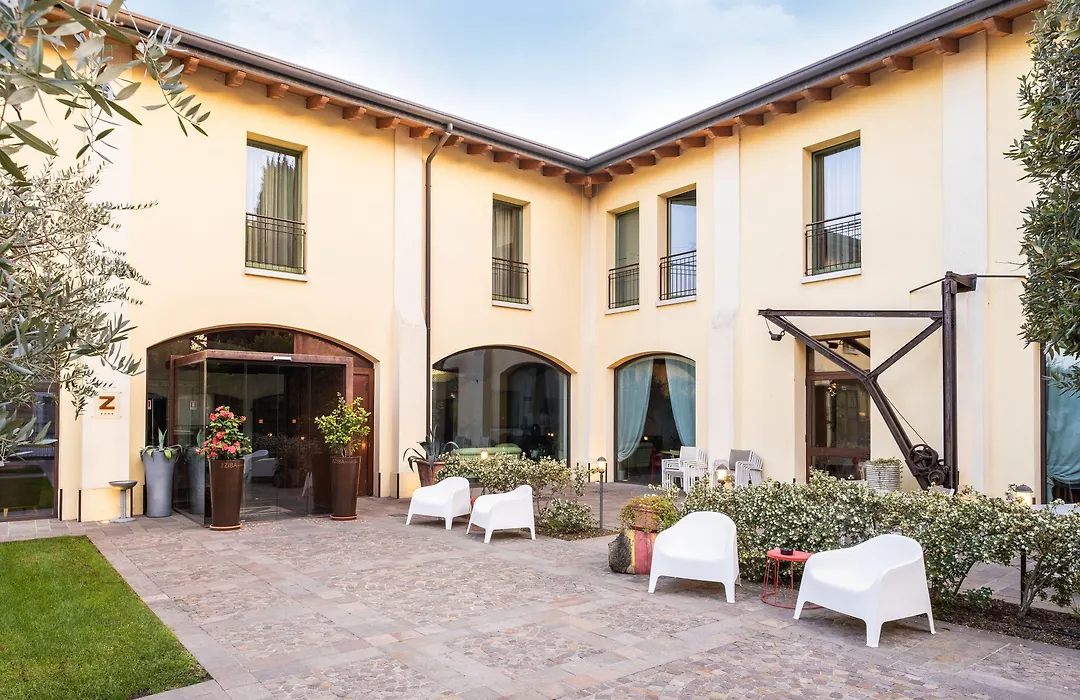 The Ziba Hotel & Spa-1