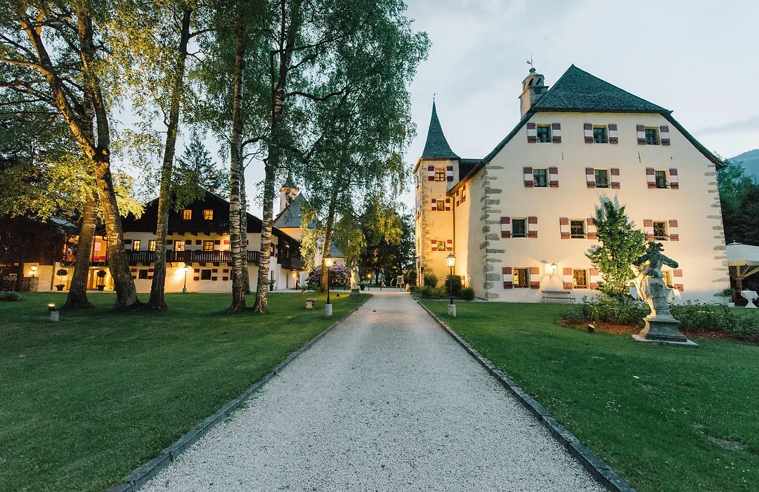 Schloss Prielau Hotel & Restaurants-1