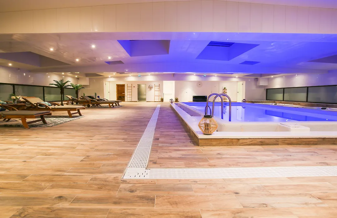 Zenia Hotel & Spa-1