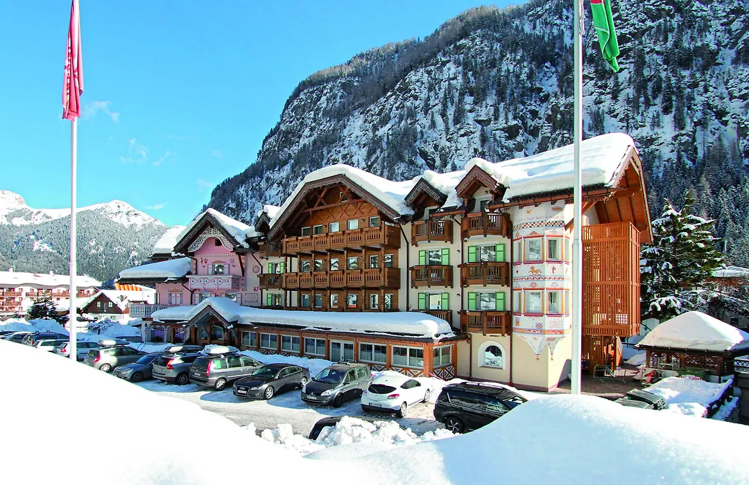 Hotel Soreghes Gran Chalet-1