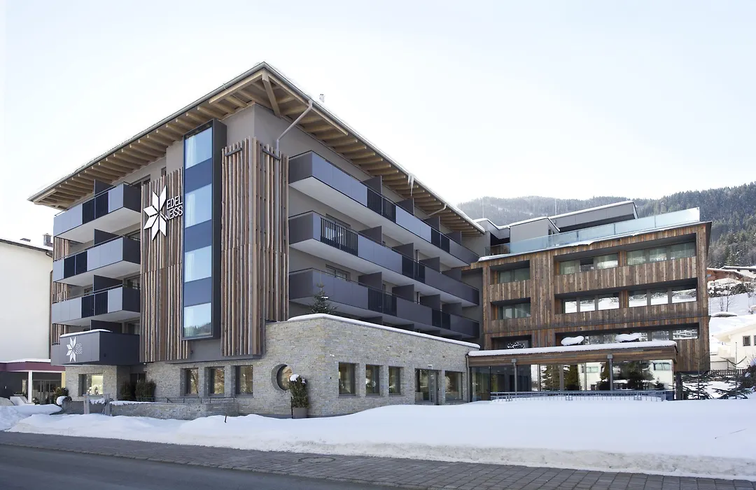 Hotel Edelweiss-1