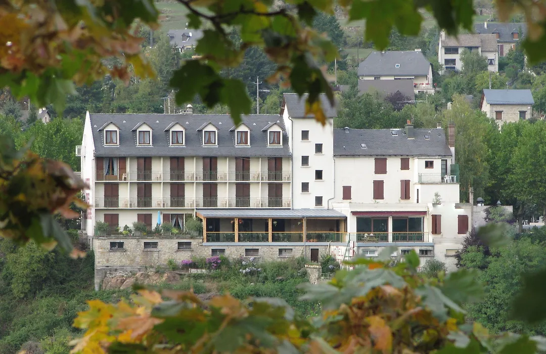 Hôtel Des Rochers-1