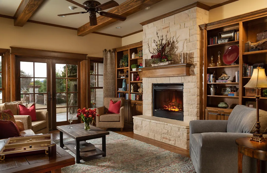 Inn On Lake Granbury A Boutique Hotel-1