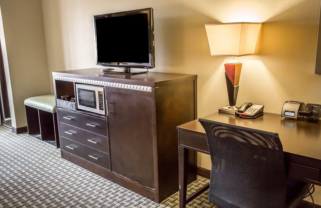 Comfort Suites New Bern Near Cherry Point-1