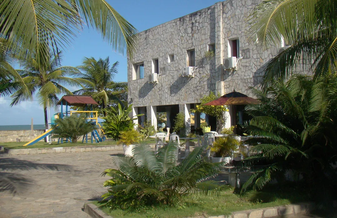 Beach Hotel Jacuma-1