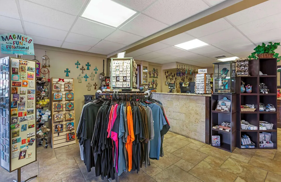 Best Western Plus Raton Hotel-1