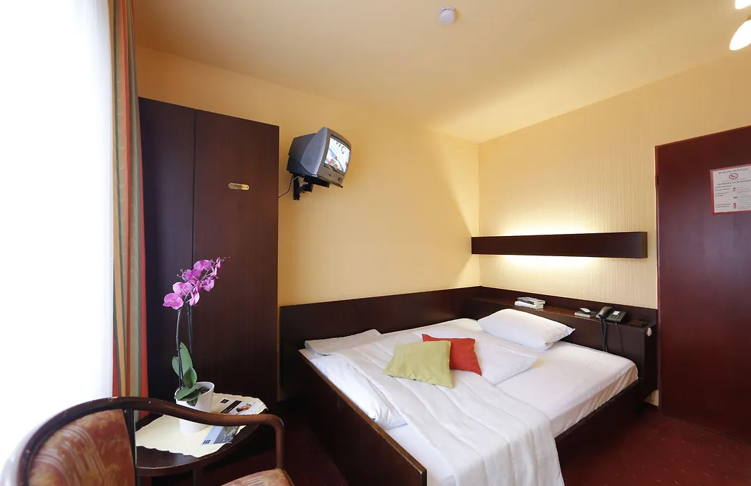Hotel Karl Noss-1